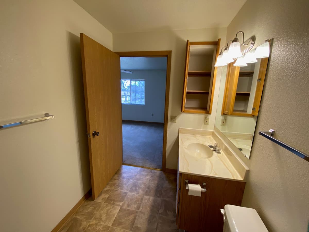 Maplewood Apartments - Apartment - 10