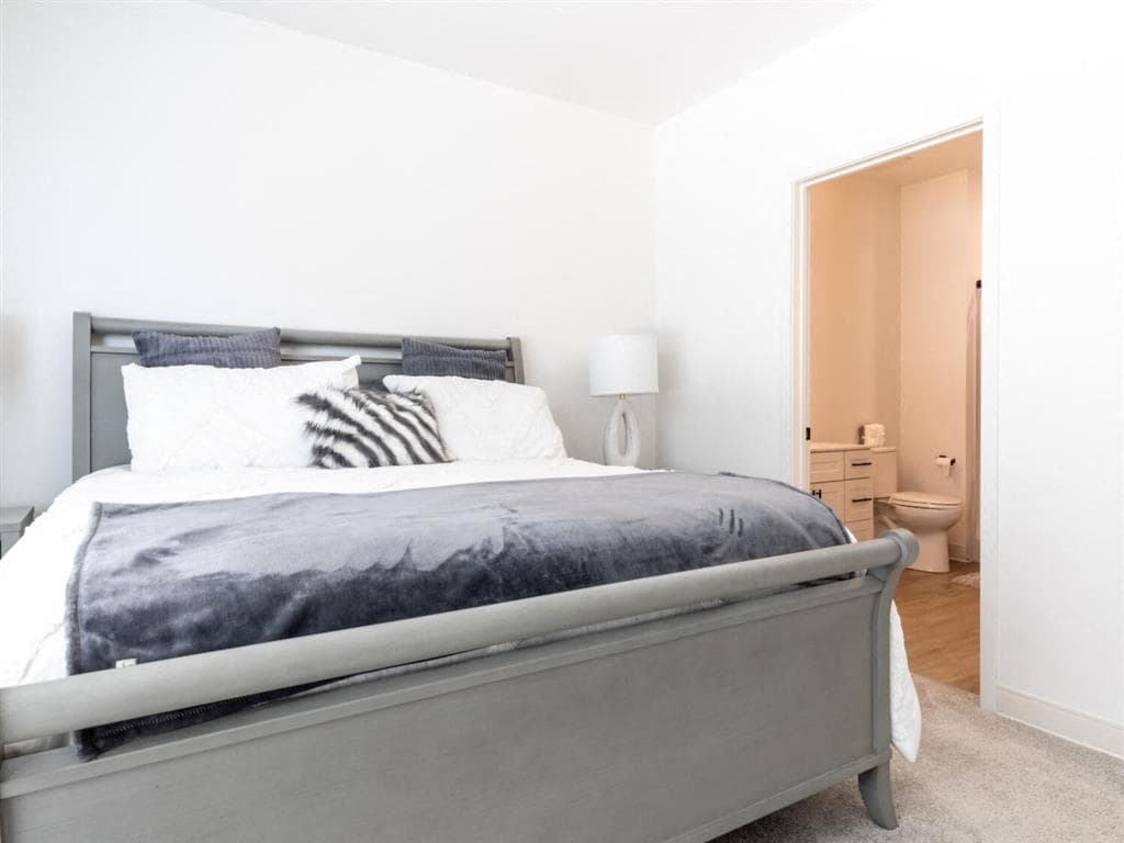 The Avenues - Apartment - 25