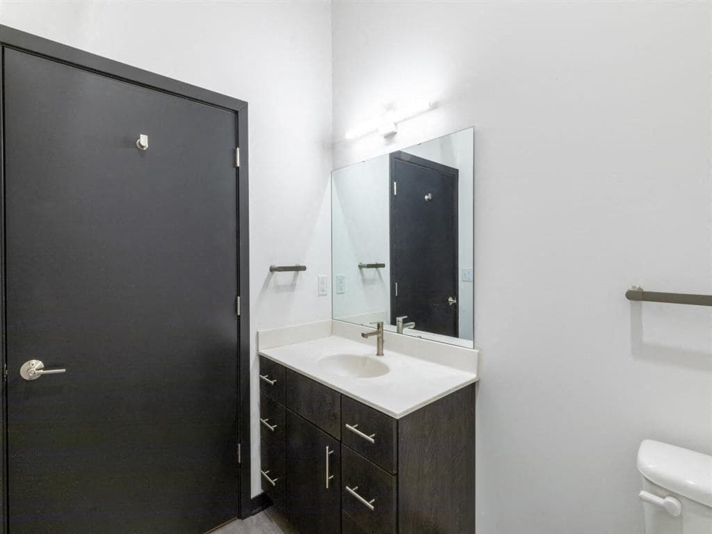 The William - Apartment - 7