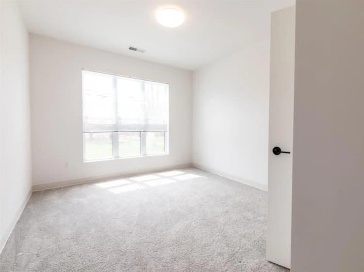 Racine apartments for rent - image - yardi_image_1790577972101_20_24873688