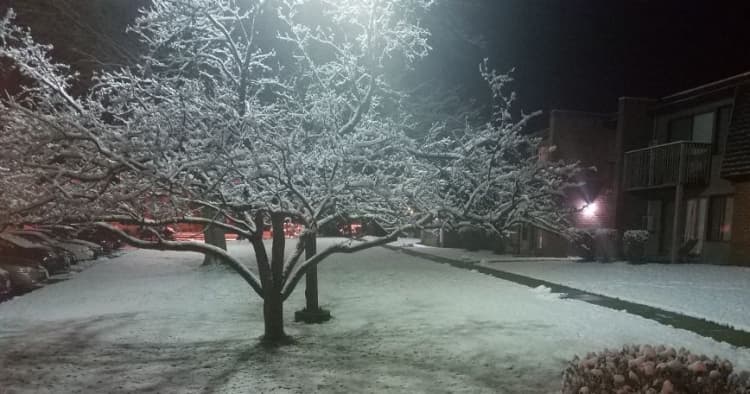 Racine apartments for rent - image - racine-georgetown-apartments-winter-scene.jpg
