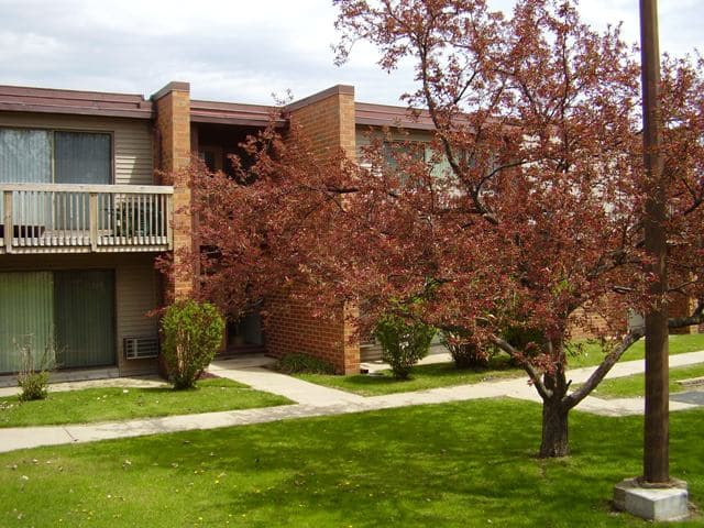 Racine apartments for rent - Property image - Georgetown Square Apartments - 2