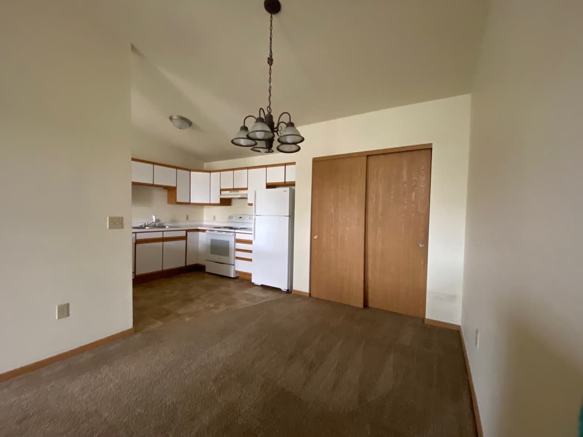 Racine apartments for rent - Property image - Maplewood Apartments - 2