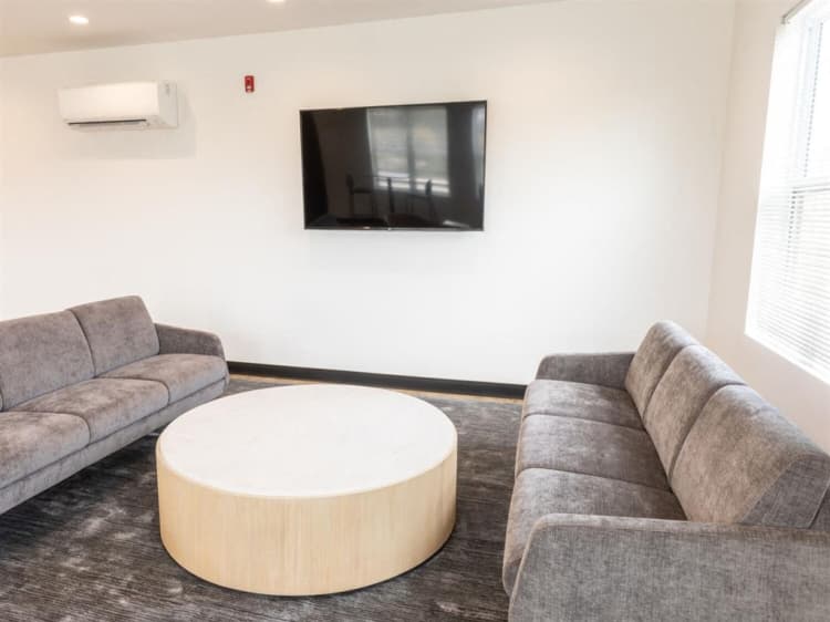 Racine apartments for rent - image - yardi_image_1789454768220_51_24873737
