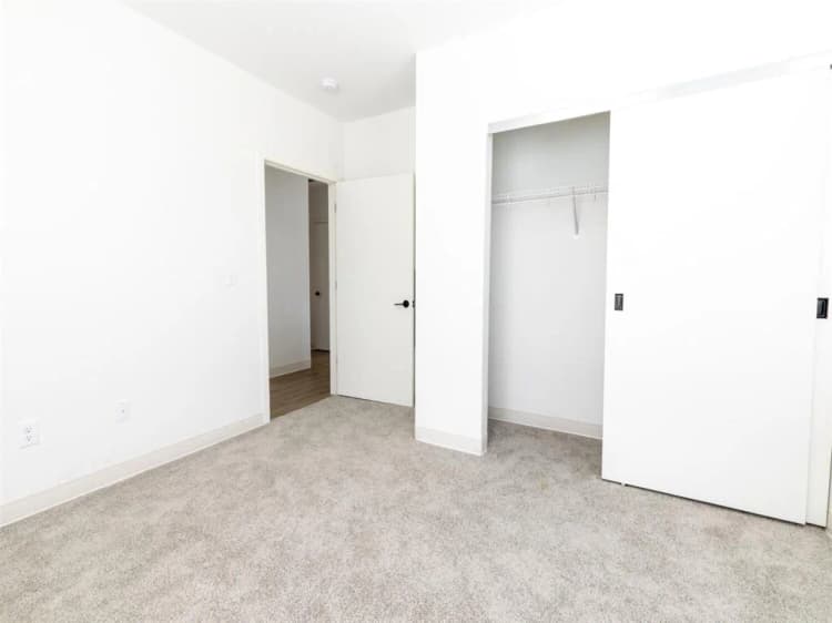 Racine apartments for rent - image - yardi_image_1790577972101_33_24873703