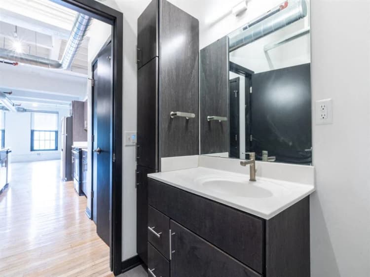 Racine apartments for rent - image - yardi_image_1790577974055_1_24873630
